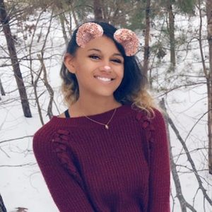 Meet your Posher, Madison